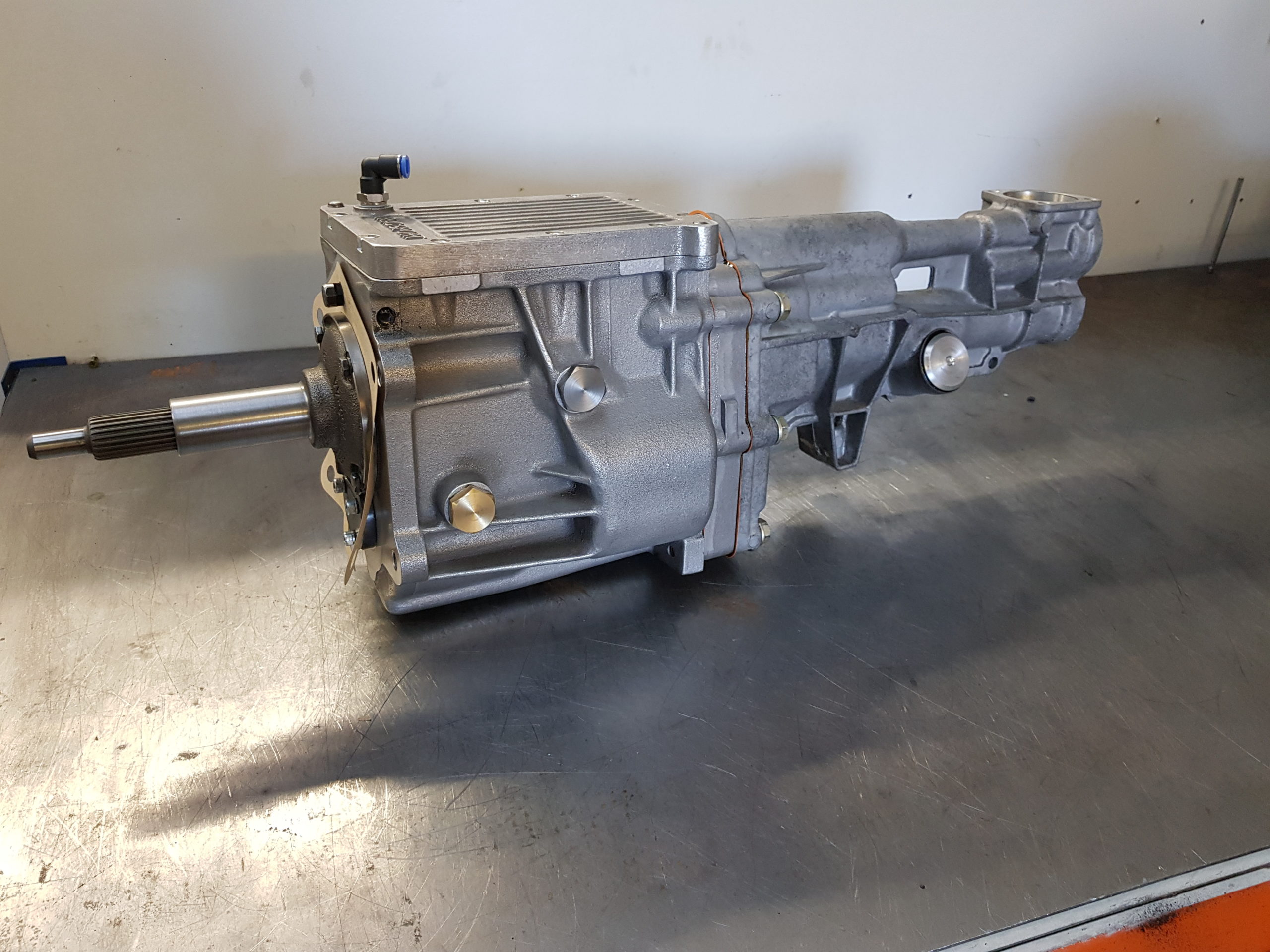 Ford Type 9 Semi Helical alloy case Ford Type 9 Semi Helical Close Ratio Gearbox Alloy main case rebuilt